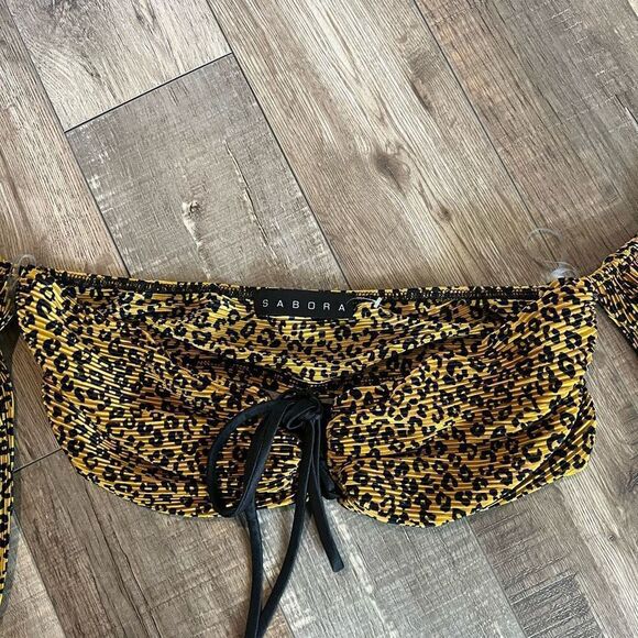 Sabora crop top size m - Picture 3 of 4